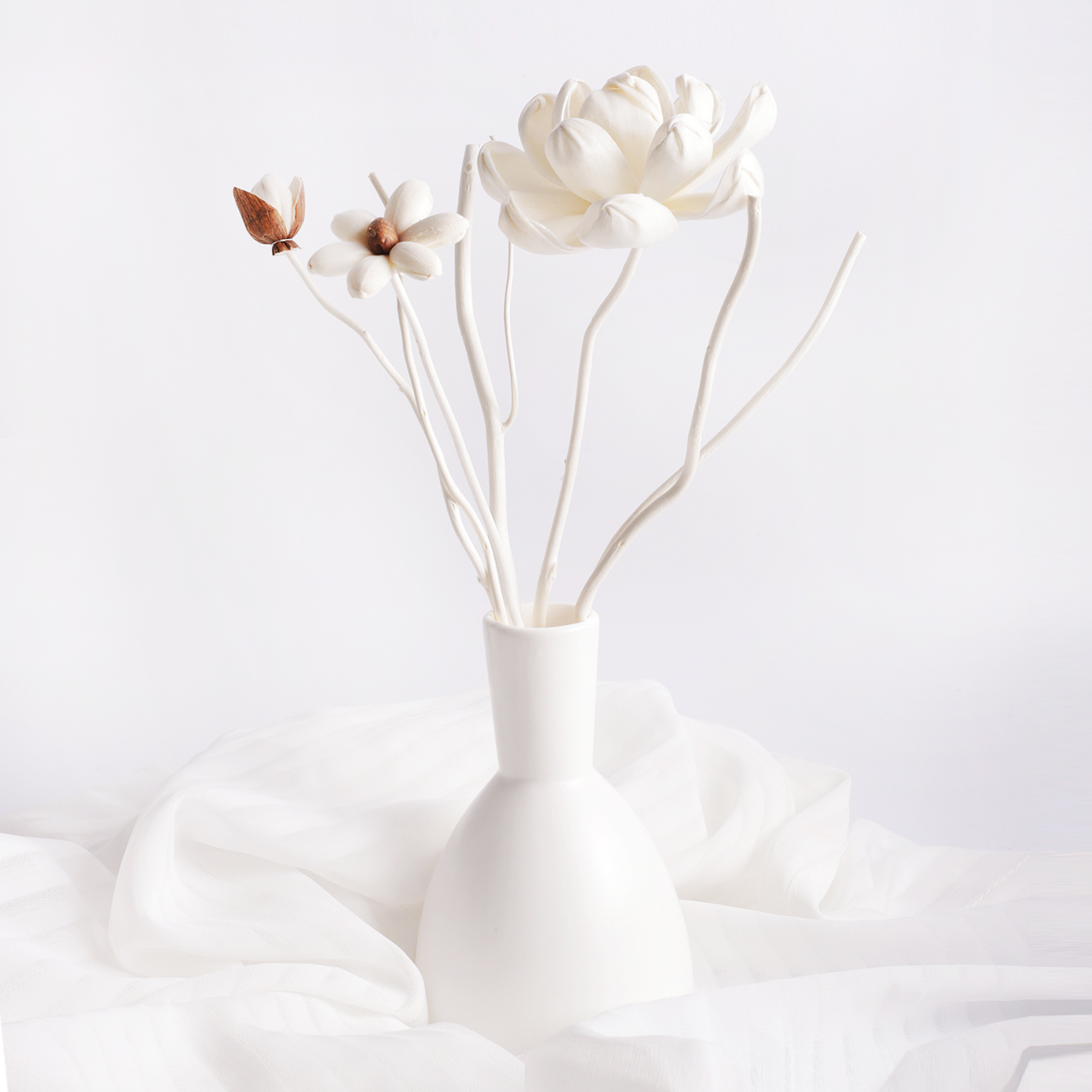 素雅陶瓷空瓶龙柳自然弯藤扩香藤