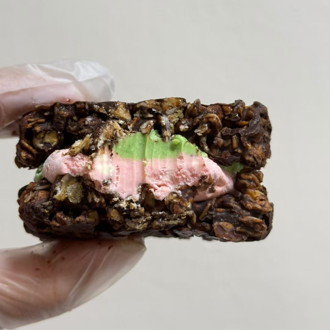 巧克力脆墩墩黑巧脆吨吨黑巧夹心奶酪饼干燕麦谷物脆下午茶点,零食/坚果/特产,芝士/奶酪蛋糕,淘宝优惠券,粉丝福利购,淘宝优惠卷