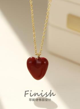 2025年红色爱心吊坠项链小红心锁骨链轻奢毛衣链颈链配饰