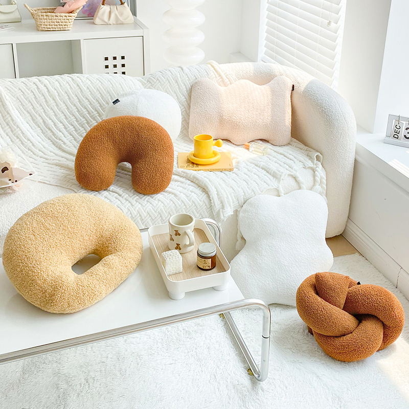 简约纯色ins风抱枕沙发客厅组合网红创意超软装T饰毛绒枕头靠枕女