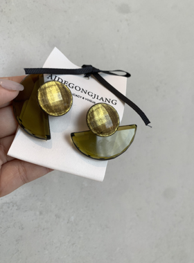 Atelier Koa日本手工滴胶闪浇醋酸复古绿度假耳环
