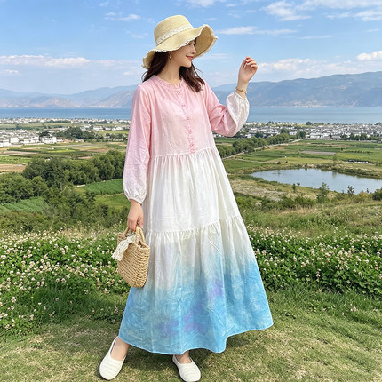 夏季棉绸度假风渐变色连衣裙女长袖宽松大摆长裙遮肉显瘦文艺风