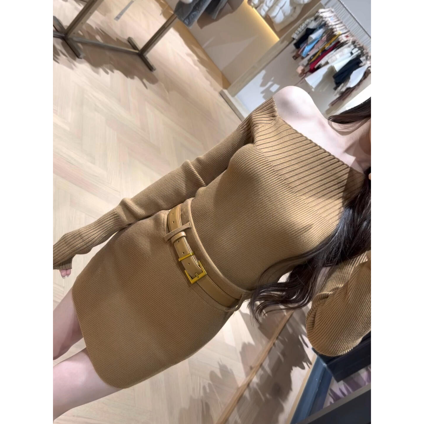 斜肩针织连衣裙女秋冬修身显瘦腰带两件套裙轻熟风高级感气质收腰