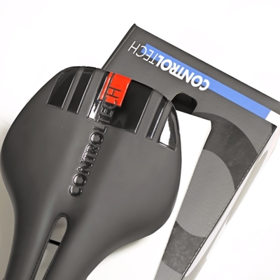 Controltech自行车坐垫，公路车折叠车山地车超轻高端坐垫。