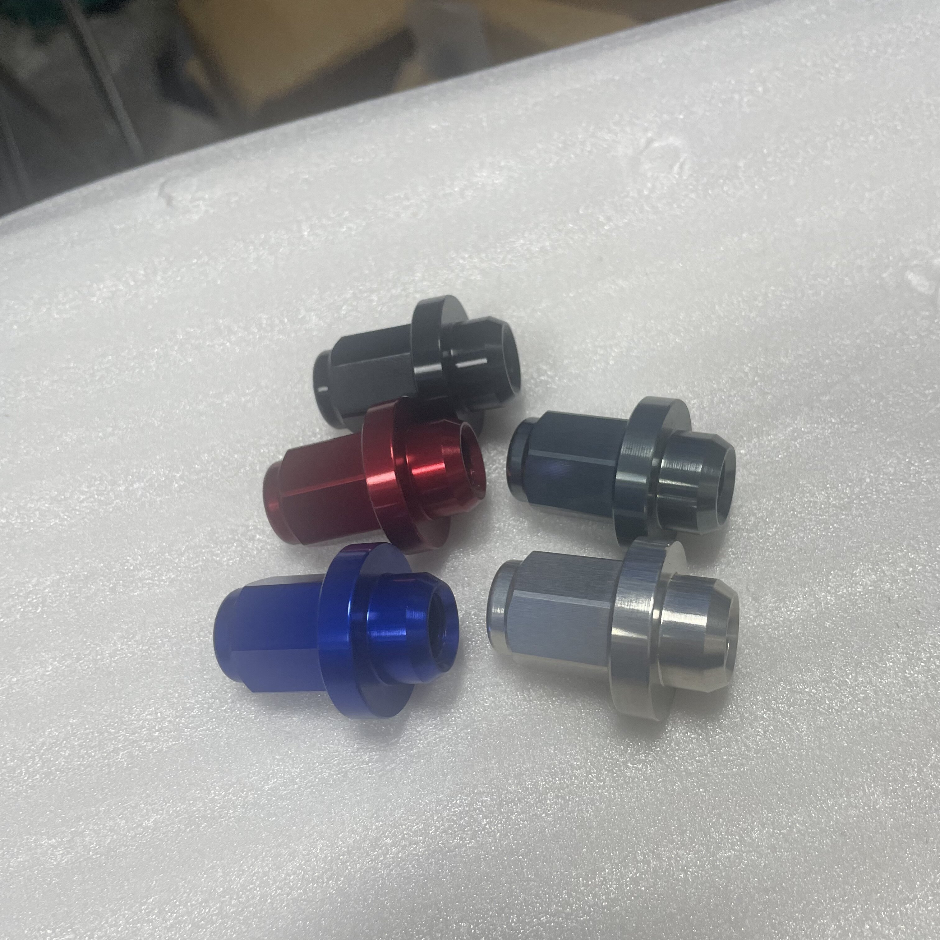 7075锻造轮胎螺丝帽实心一体