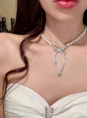 珍珠镶钻蝴蝶结项链时尚轻奢设计