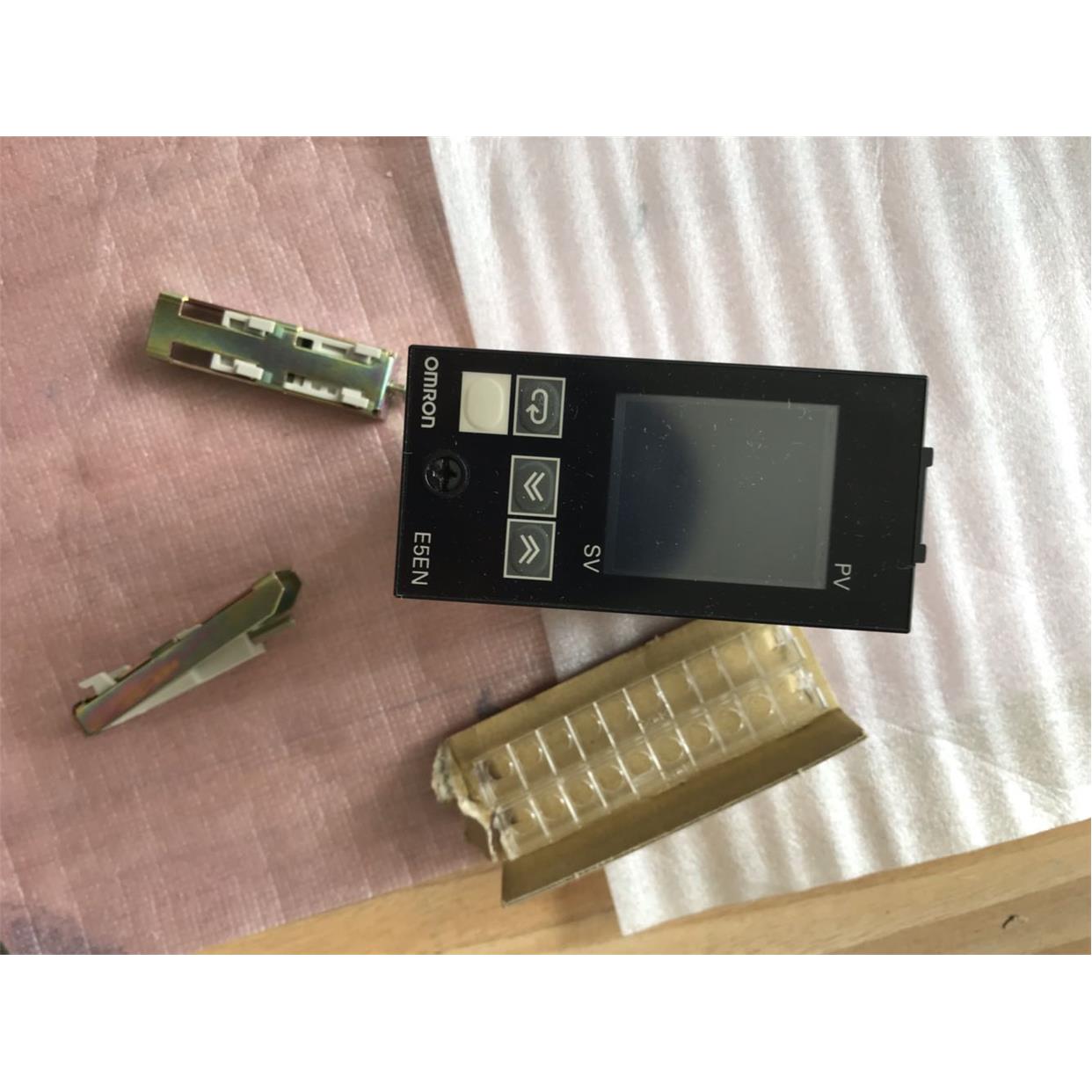 议价E5EN-Q3MP-500温控器，，