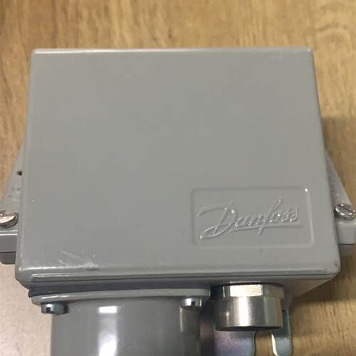 议价Danfoss  KPS31  060-3109 压力开关