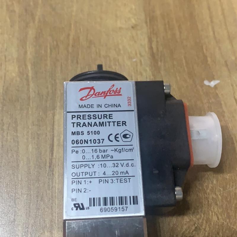 议价Danfoss  MBS 5100  060N1037  0-16bar传器