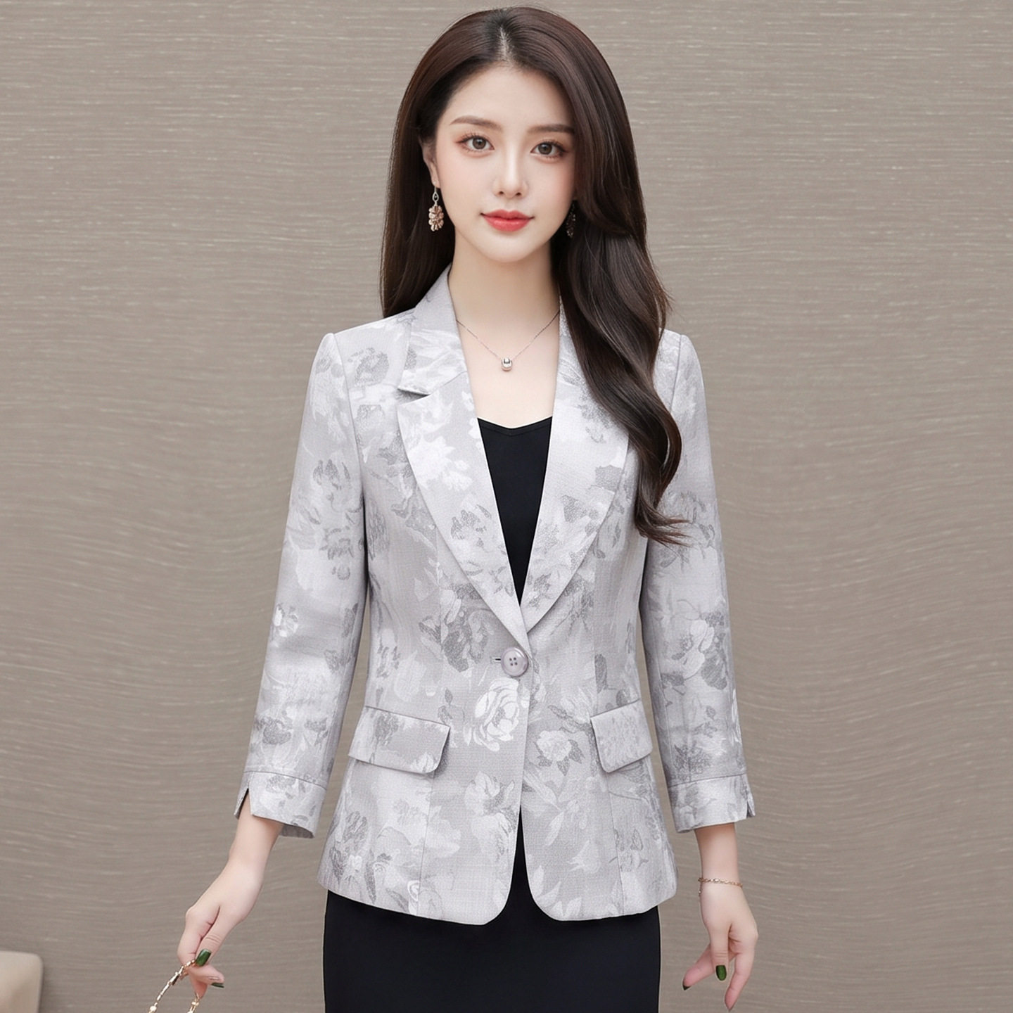 中年妈妈春秋装外套短款2026新款洋气中青年女装小西服西装上衣服