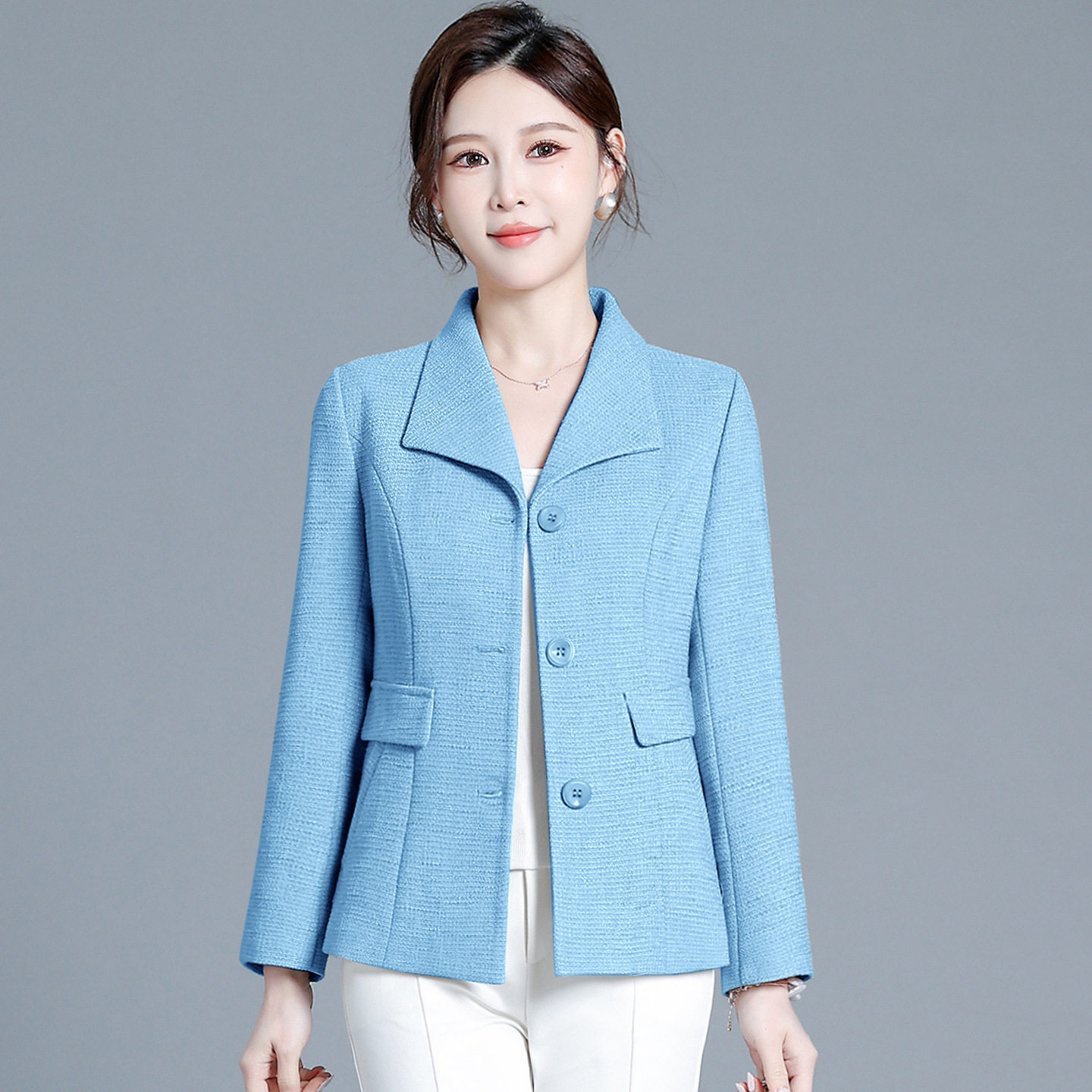 2026新款中年妈妈春装短款小香风外套衣服洋气中青年女装时尚上衣