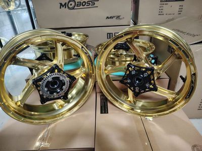 雅马哈TMAX560改装MFZ魔法斯轻量化锻造前后轮圈轮毂轮框子单双碟