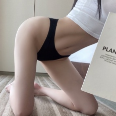 Трусы 浓眉女侠amyj 2023新款超薄性感无痕冰丝运动健身内裤 低腰t裤 女