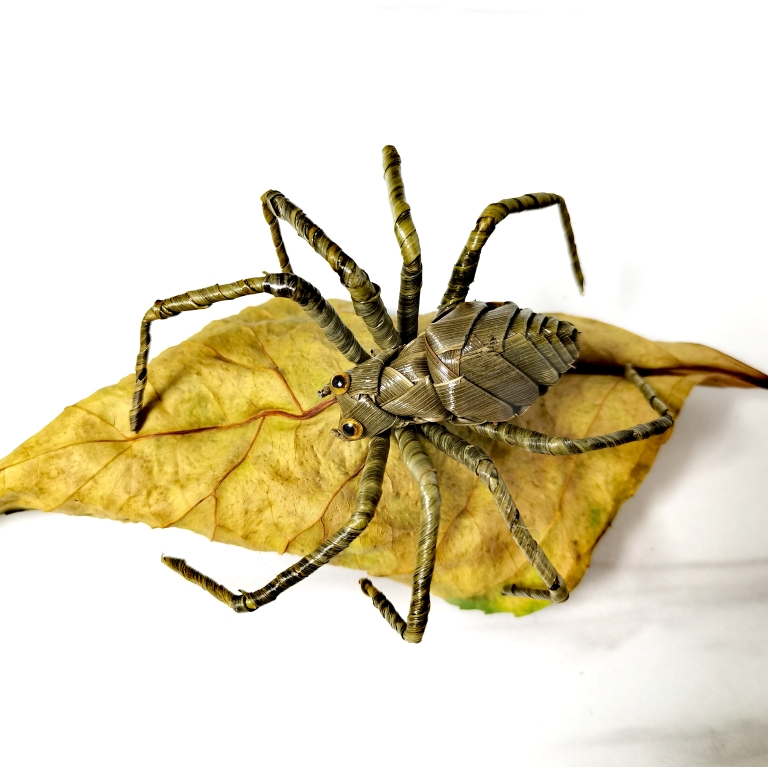 非遗手工艺品纯手工编织草编蜘蛛摆件创意仿真昆虫礼品