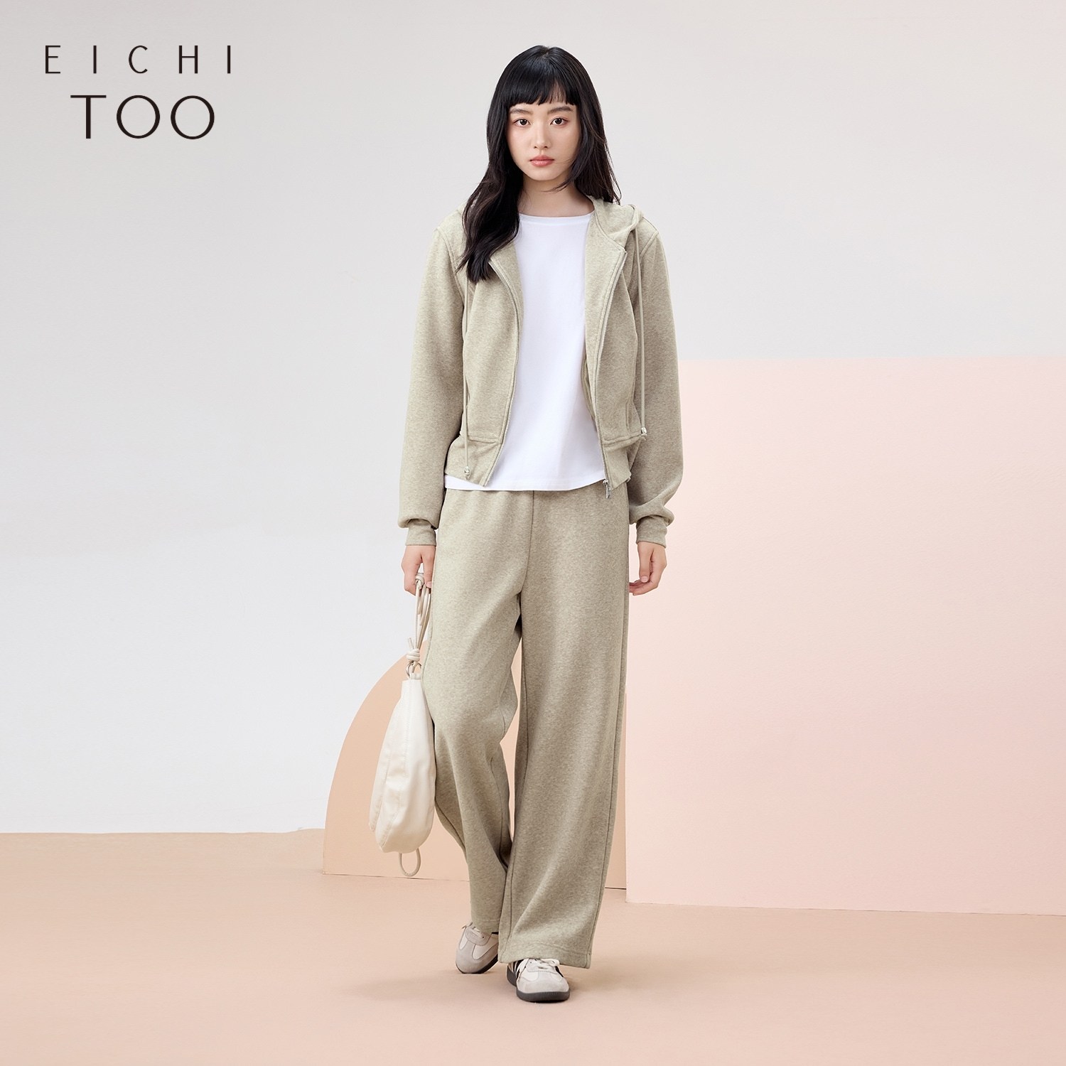 爱居兔时尚卫衣套装女冬季新款简约时尚燕麦色针织套装,女装/女士精品,时尚套装,淘宝优惠券,粉丝福利购,淘宝优惠卷