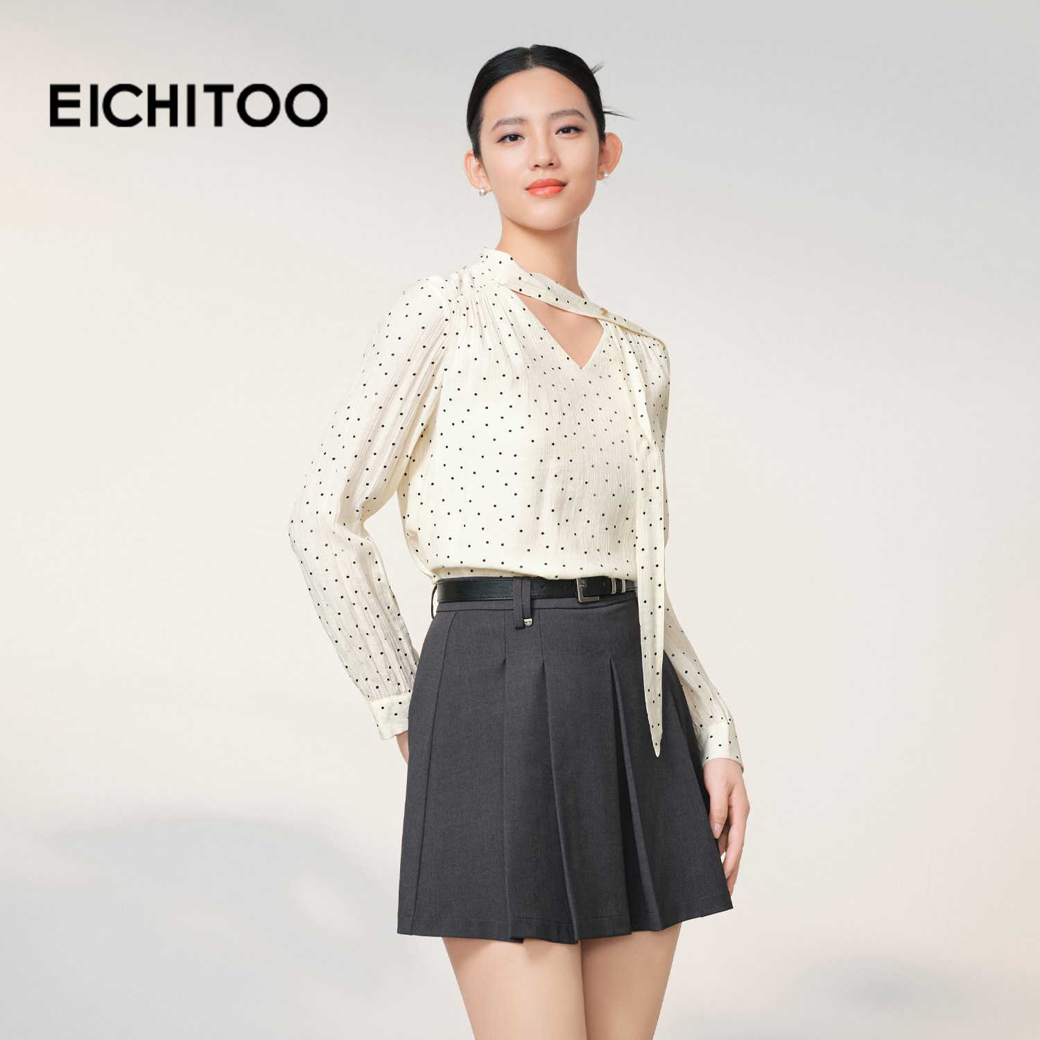 爱居兔波点印花轻盈气质长袖衬衫2026年春季新款女设计感雪纺衫