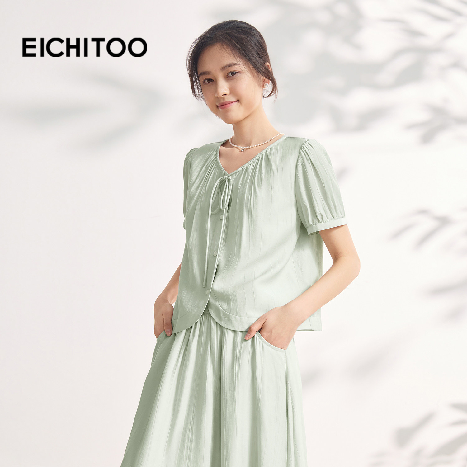 爱居兔优雅显瘦雪纺衫2026年夏季新款女温柔正肩清新短上衣