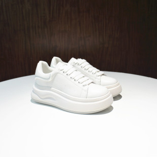 超轻便松糕厚底休闲女单鞋 门店639 新款 2025秋季 真皮增高小白鞋