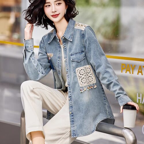流行蕾丝拼接牛仔衬衫女大码外套