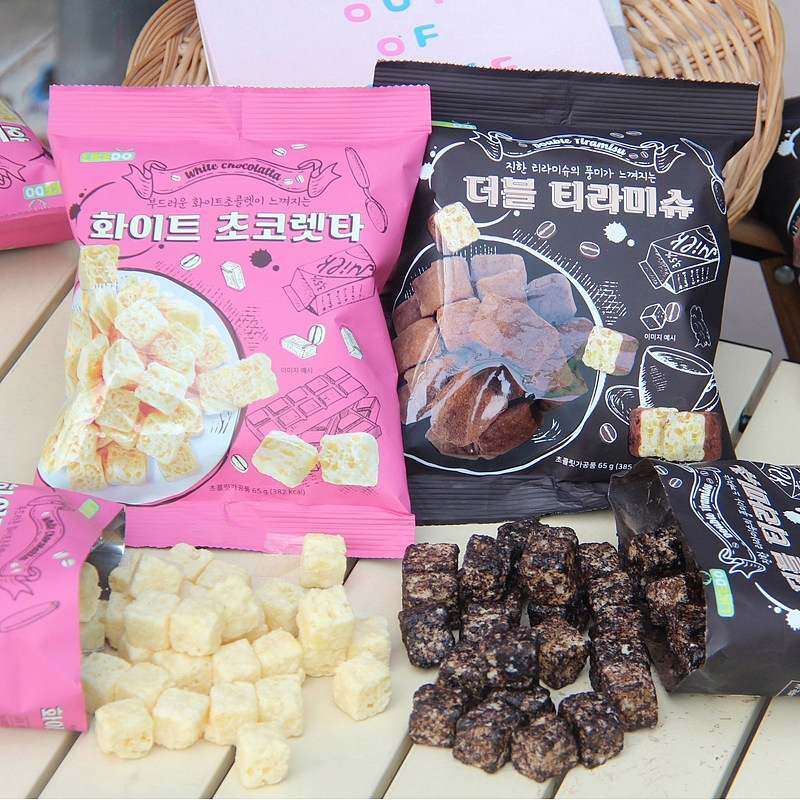 韩国进口CU便利店涞可白巧克力提拉米苏味小方块酥膨化休闲零食