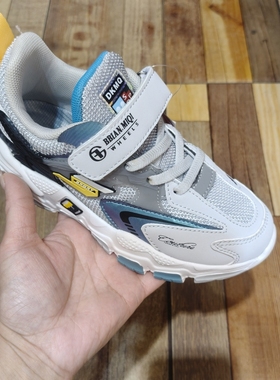 百变米奇2025春款男女童鞋双网面透气运动魔术贴跑步老爹鞋66936