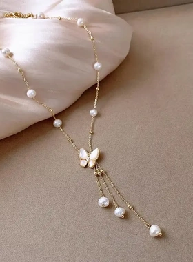 淡水珍珠蝴蝶贝母项链2025新款爆款颈链毛衣链轻奢高级感锁骨链