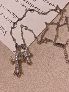 纯银双十字架项链女小众设计简约冷淡银色镶钻双十字架项链女