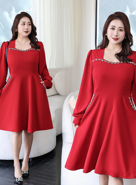 韩版大红色喜庆宴会300斤秋冬季新品显瘦新年连衣裙长袖打底裙200