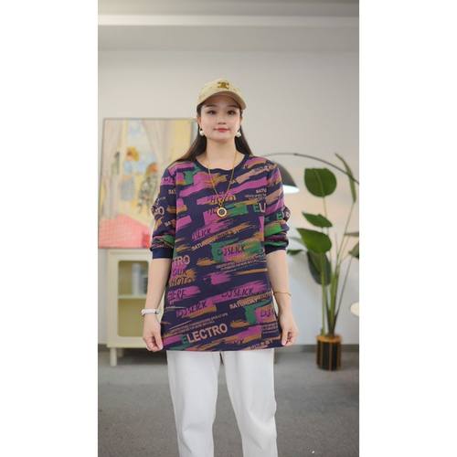 大码女装秋季新款长袖打底衫200斤胖妹妹宽松遮肉显瘦套头t恤上衣