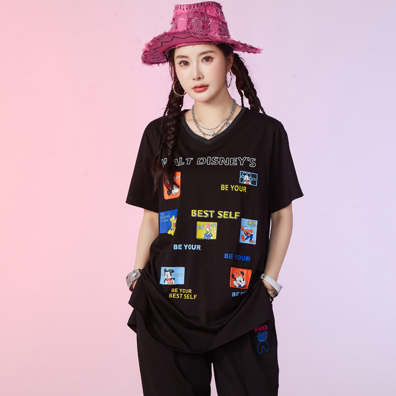 200斤胖妹妹洋气卡通减龄上衣