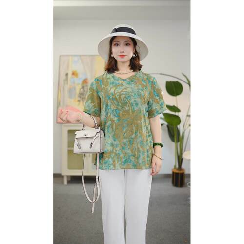 200斤胖mm夏装宽松显瘦洋气T恤