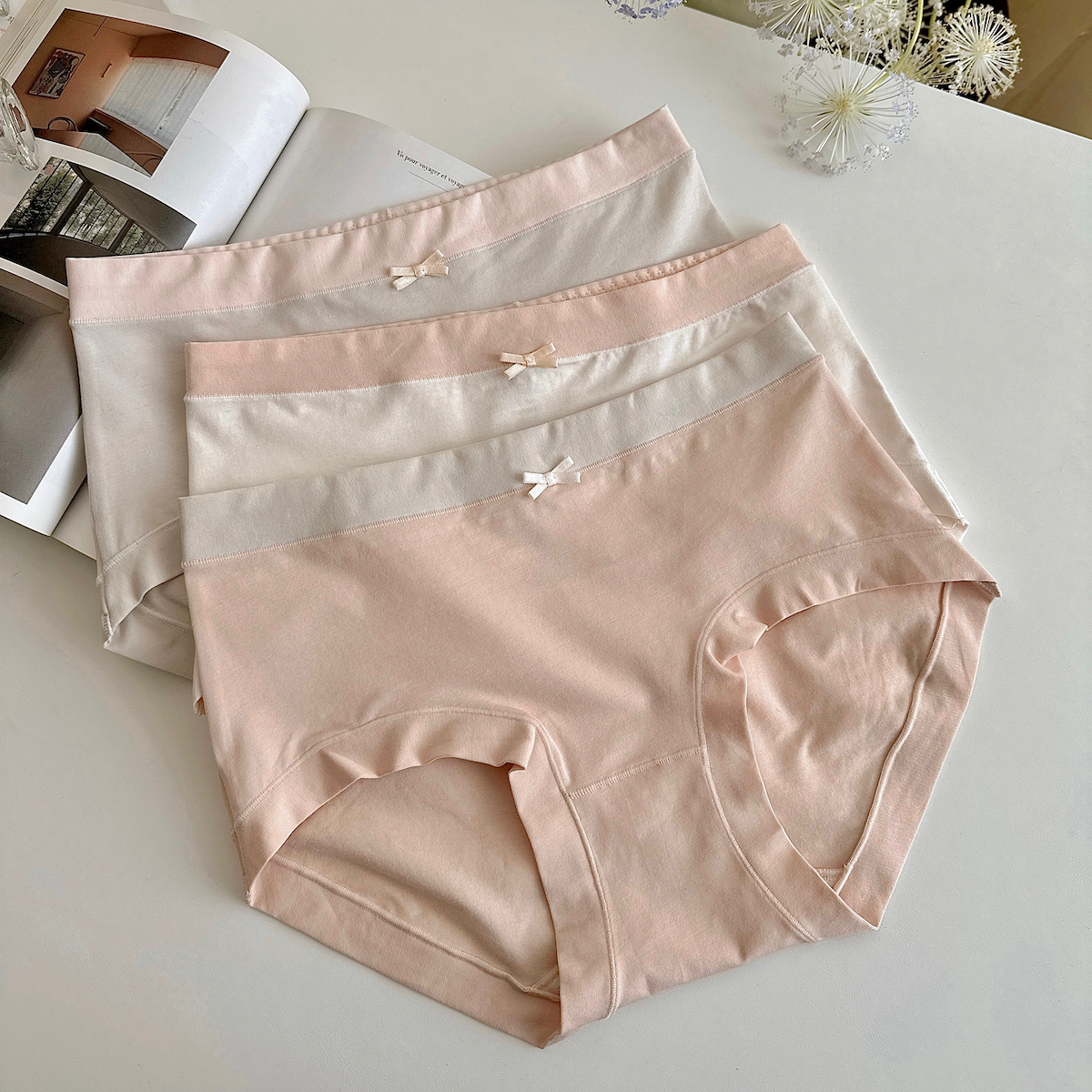 新疆长绒棉5A抗菌少女中腰三角裤