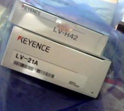 基恩士KEYENCE 激光传感器LV-H32