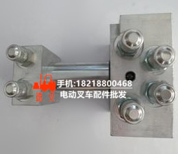 卡斯卡特叉车属具配件回转配油阀