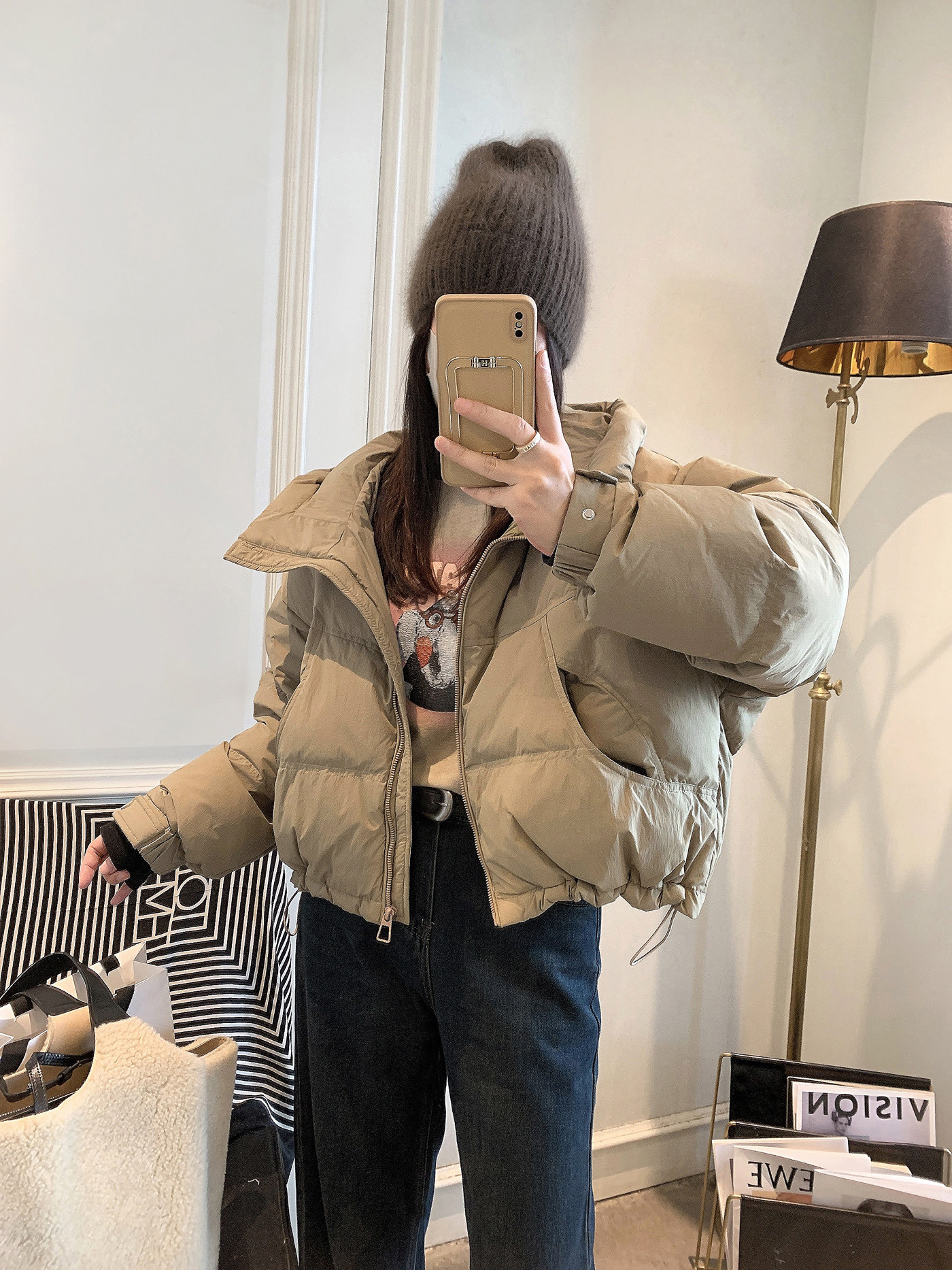 羽绒服女2023新款冬季女装韩版时尚洋气短款抽绳连帽白鸭绒外套女