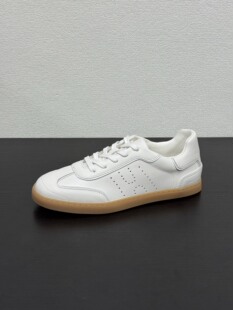 26ss新款 女款 运动小白鞋 .头层牛皮.内里羊皮.德训鞋