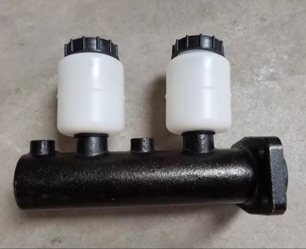 小型装载机铲车配件 断气刹泵 刹车总泵总成气刹总泵头断气刹泵头