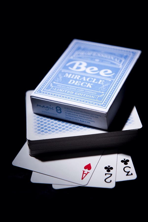 Miracle Bee Blue playing cards 奇蹟蜜蜂撲克牌