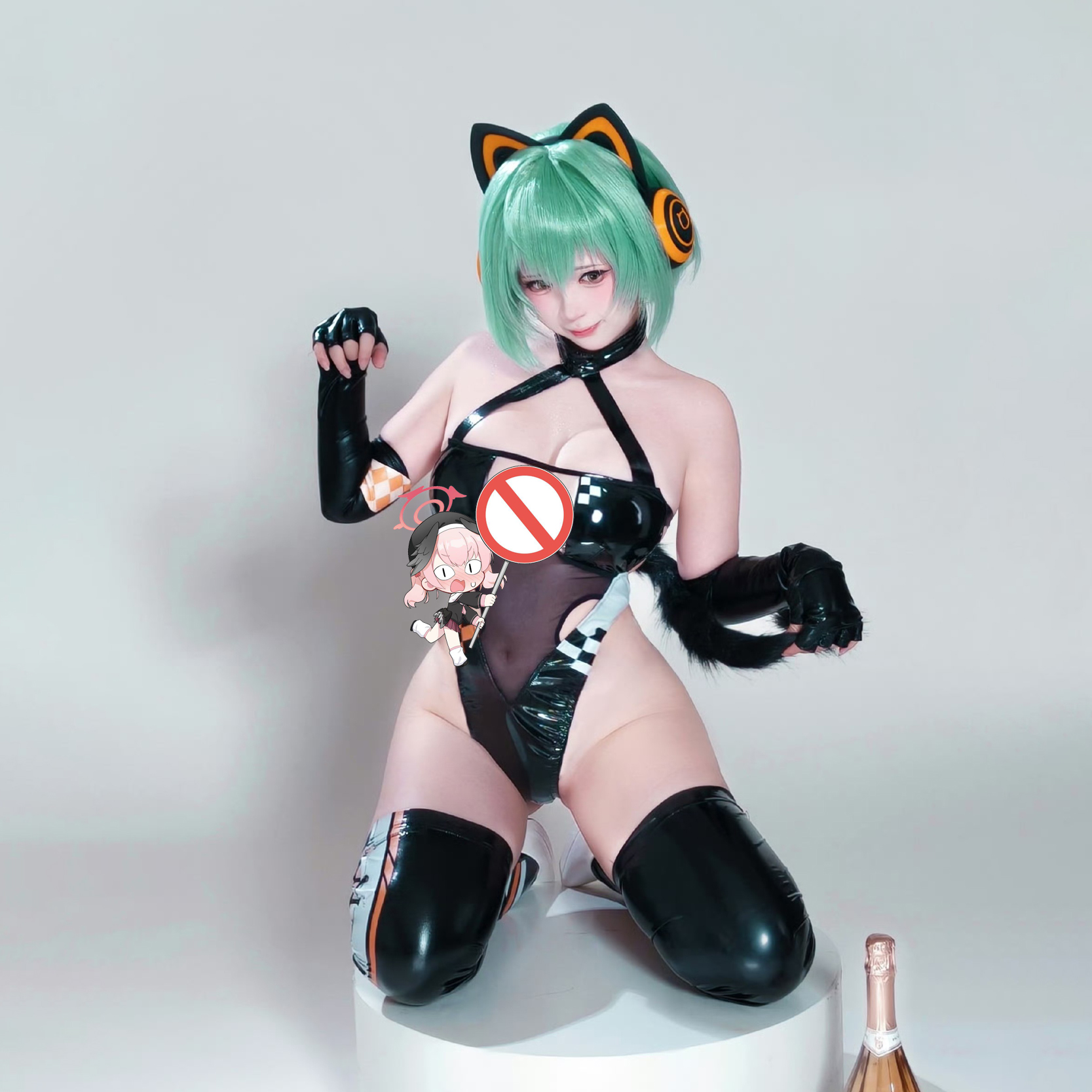 碧蓝航线纳西莫夫赛车皮衣套装