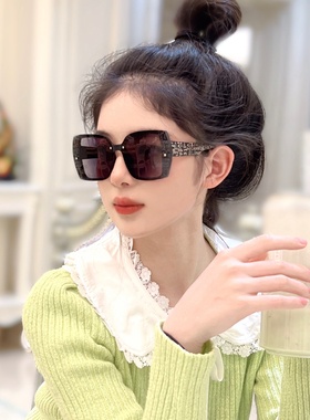 新款宽边字母大框女款眼镜男女同款茶色偏光太阳眼镜8139