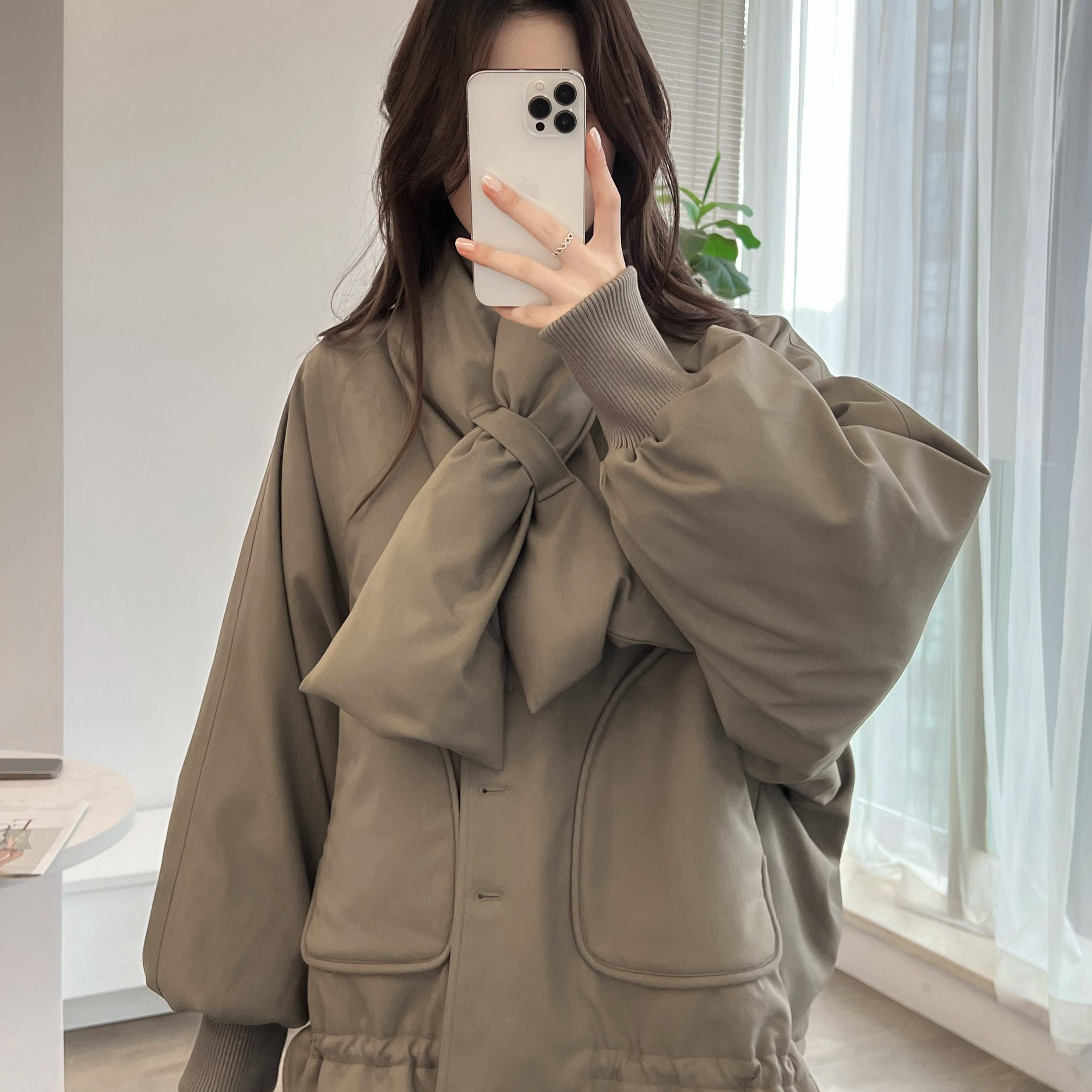 韩系设计白鸭绒花瓣面包羽绒服