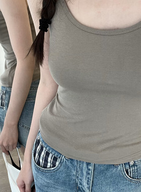米娜家  低圆领修身细肩带内搭舒适打底光板背心女 SP515 402