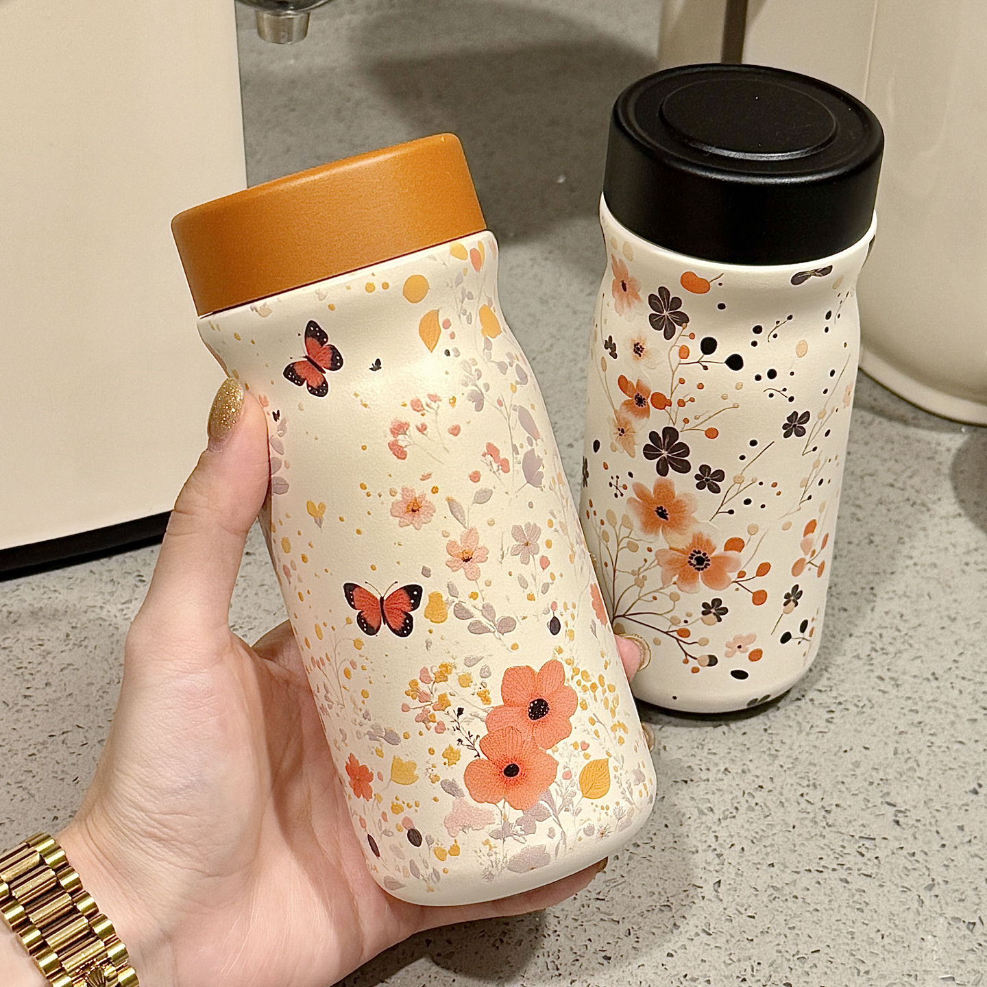 精致316不锈钢保温杯小巧便携