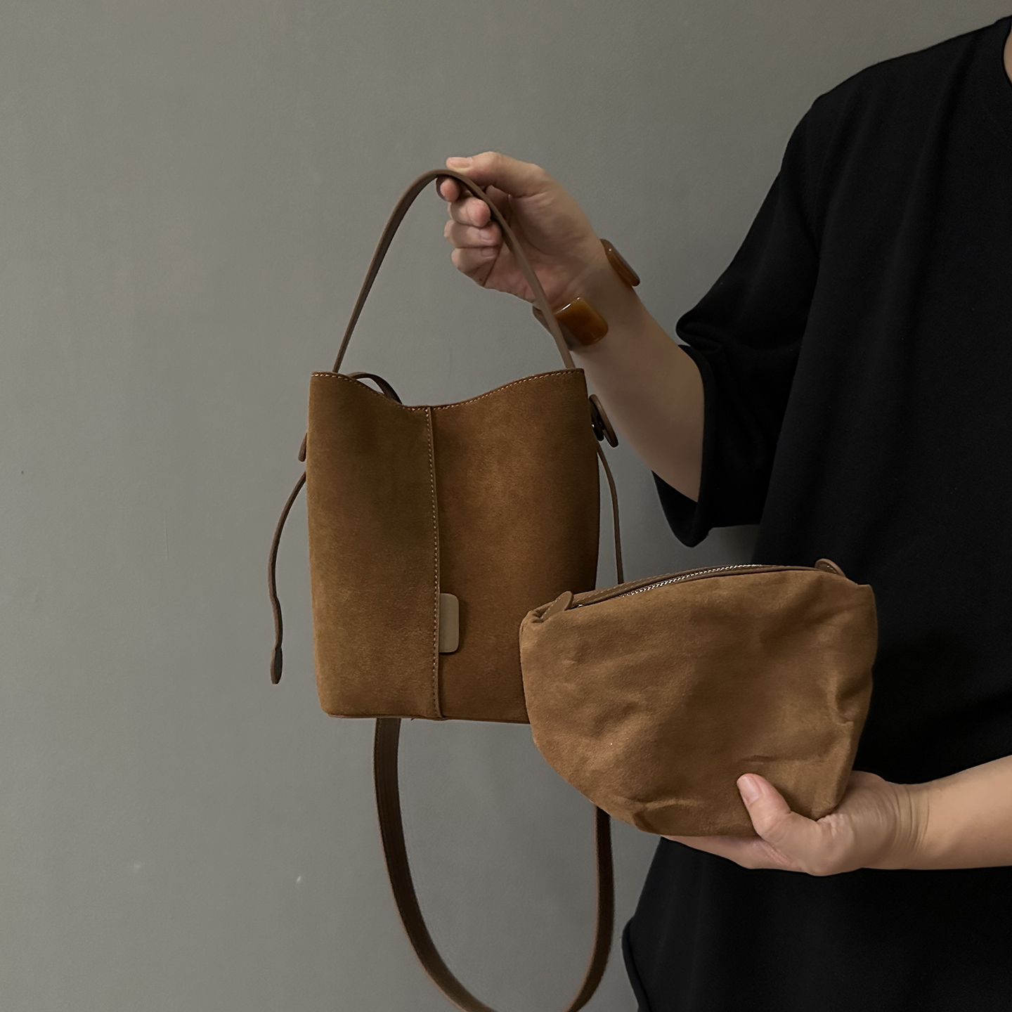 简约时尚反绒单肩斜挎包磨砂牛皮