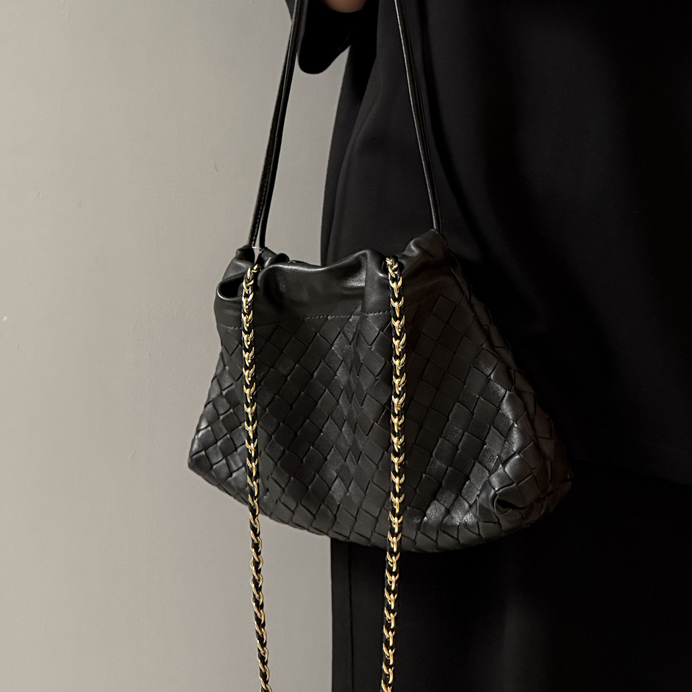 手工羊皮编织福袋包抽绳高级感