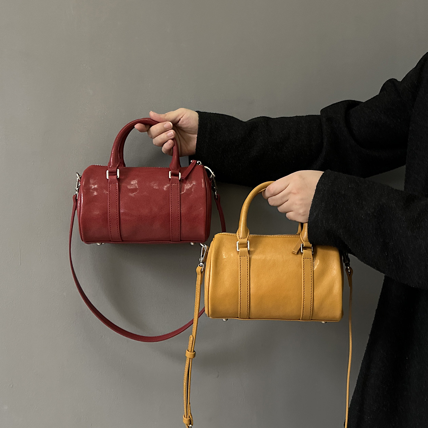 头层植鞣牛皮手提笔筒包简约时尚2026新款真皮波士顿枕头包斜挎包