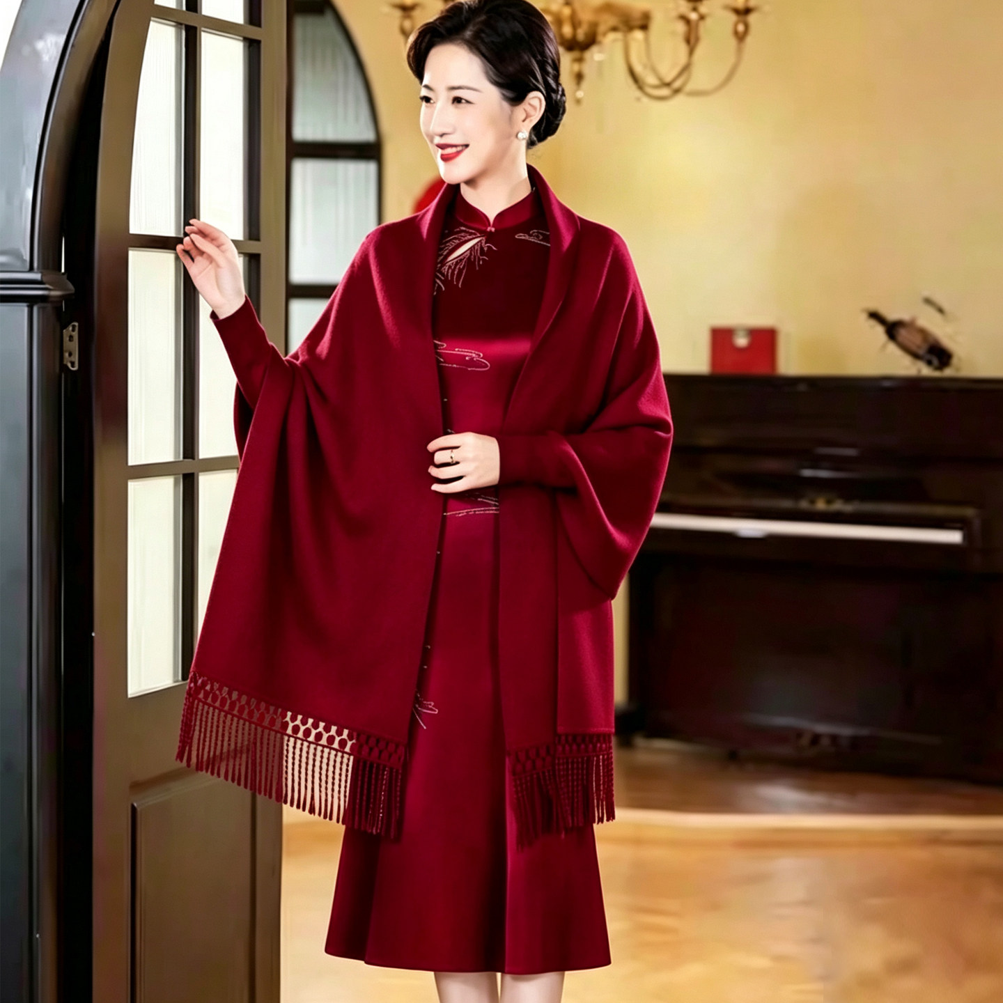 配旗袍纯色带袖披肩2026秋冬新款婚礼妈妈喜婆婆礼服斗篷外套外搭
