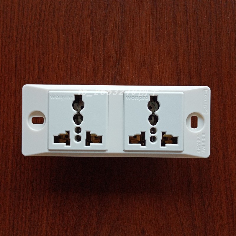 开关插座稳不落工业流水线