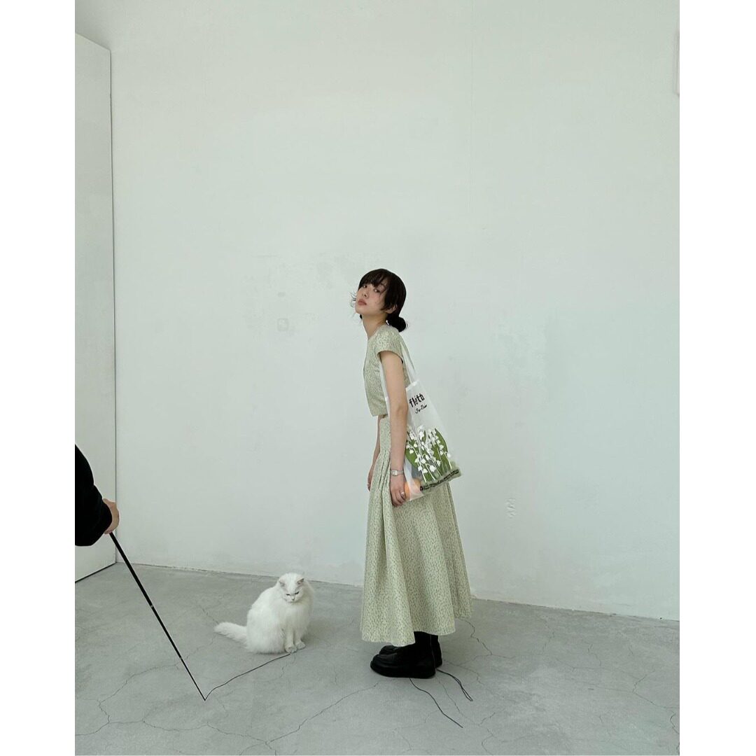 PPSHD|~韩系小清新甜美小碎花上衣+半身裙套装
