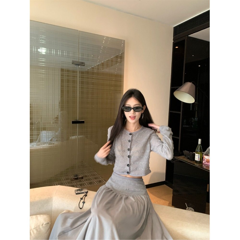 PPSHD 灰色条纹针织套装半身裙女2025新款秋季韩版毛衣长裙
